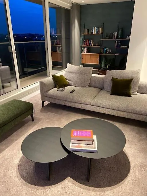 Prachtig App Met Schitterend Zicht Op Het Park Apartment Ostend Belgium